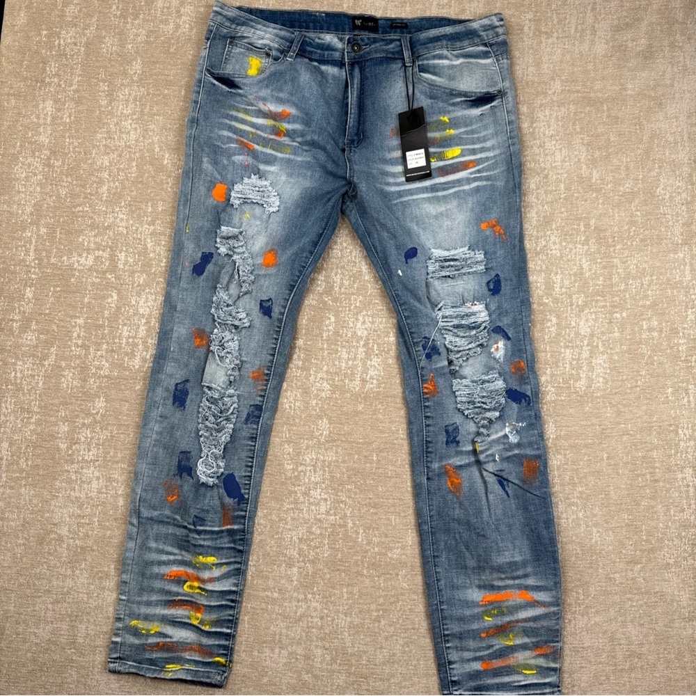 WAIMEA Stylish Distressed Blue Jeans with Colorful Accents